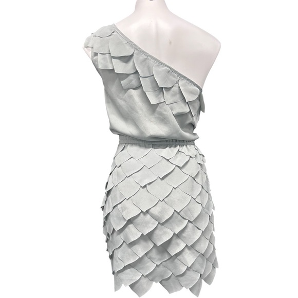 C. Luce One Shoulder Gray/Silver Scalloped Leaf Detail Cocktail Dress Size L - Picture 3 of 10